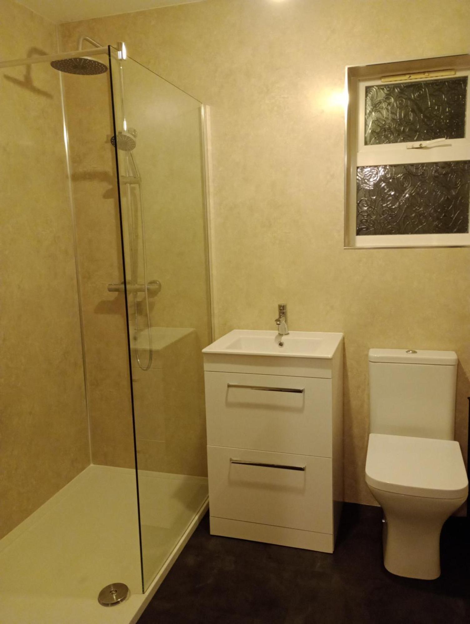 ホーンジー Upstairs At Pebble Point Bed & Breakfast エクステリア 写真